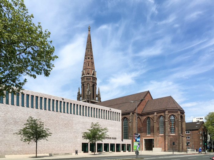 St.-Marien-Kirche und das Anneliese Brost Musikforum Ruhr